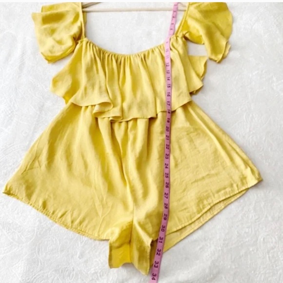 Yellow Draped Off Shoulder Romper - Picture 5 of 10